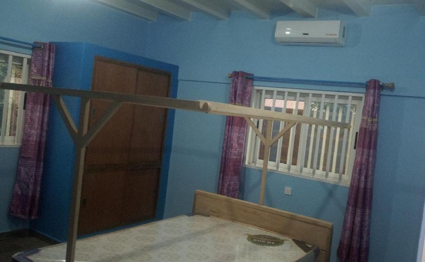 Maison Charlotte Forever Chambre D'Hotes Chez Un Couple Belgo Togolais Lome Luaran gambar