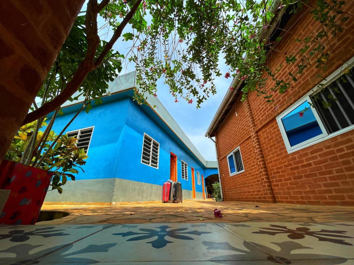 Maison Charlotte Forever Chambre D'Hotes Chez Un Couple Belgo Togolais Lome Luaran gambar